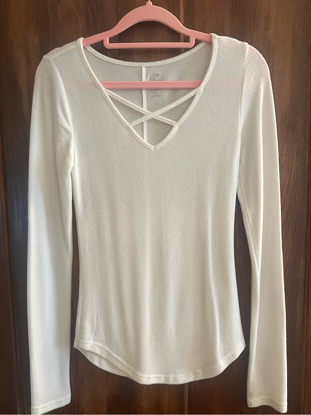SO Cream Long-Sleeve Crisscross V-Neck Top